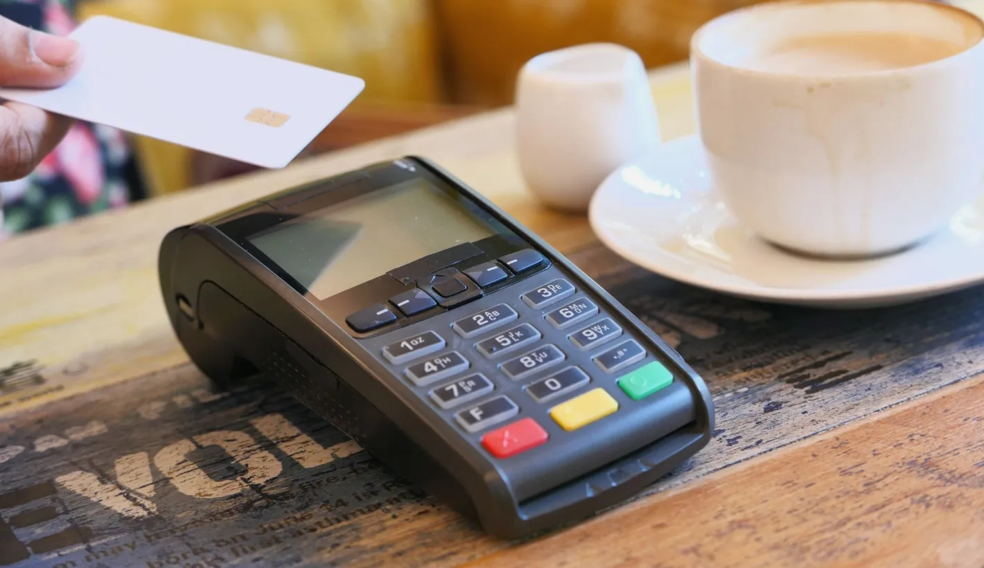 Hvad er forskellen på Dankort, kreditkort og MobilePay?
